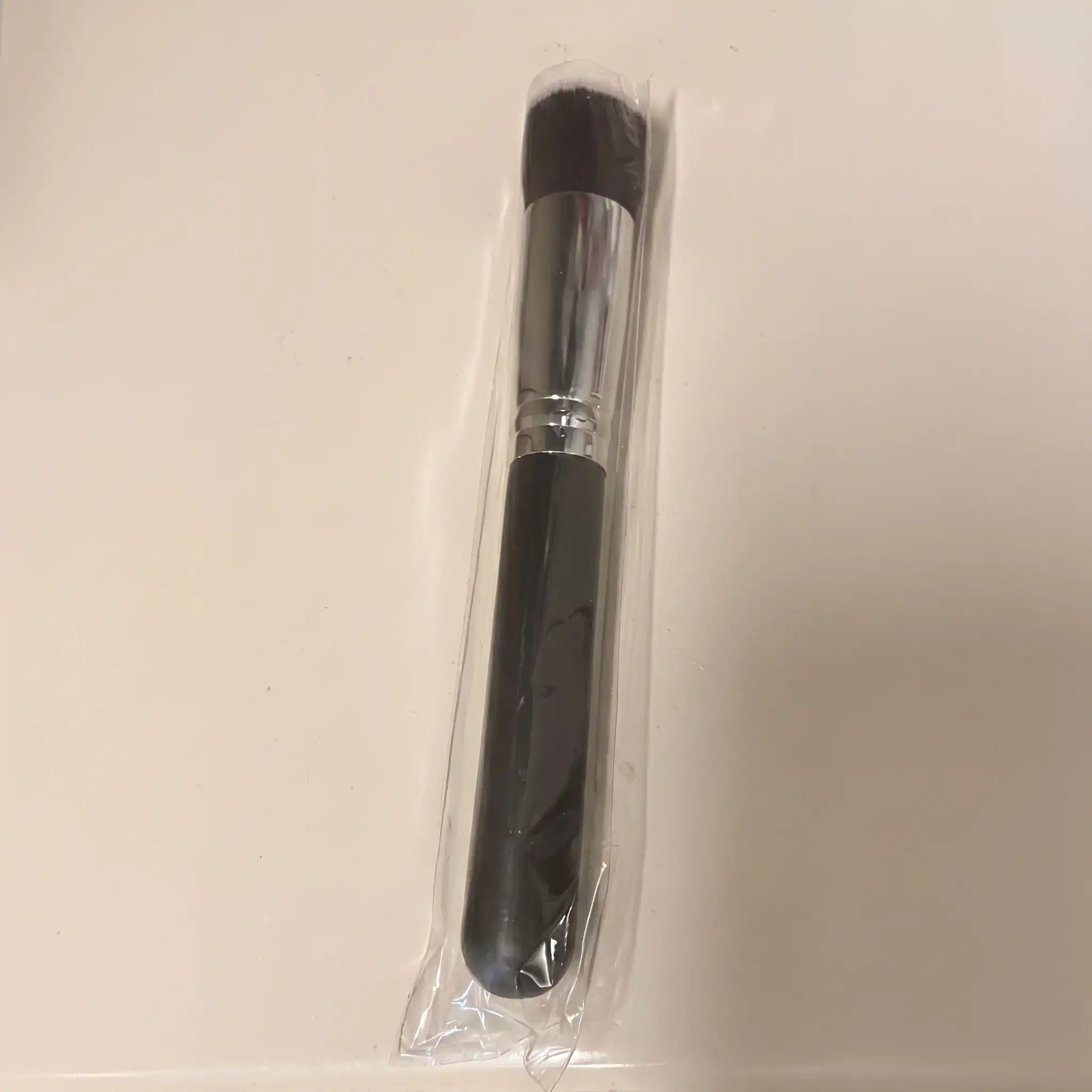 BareRoots Powder Brush